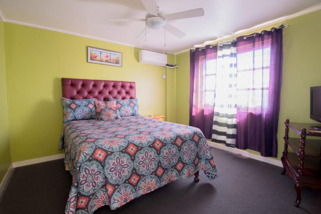 Bella Vista New Kingston Apartment Exterior photo